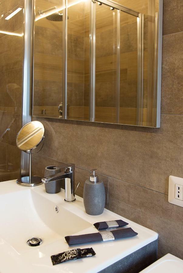 Industrial Apartment Near Duomo Milano Dış mekan fotoğraf